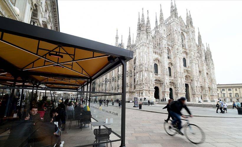 İtalya'da Kovid-19 vaka sayısı 4 milyonu aştı