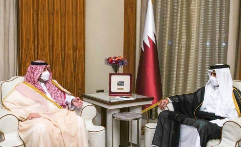 Katar Emiri Temim ile Suudi Arabistan Devlet Bakanı görüştü