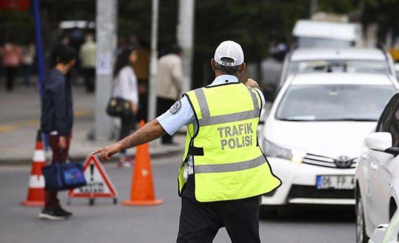 Görev belgesi olanlardan seyahat belgesi istenecek mi? Çalışma belgesi olanlara seyahat izin belgesi zorunlu mu?