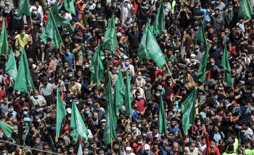 Gazze'de Filistin seçimlerinin ertelenmesi kararı protesto edildi