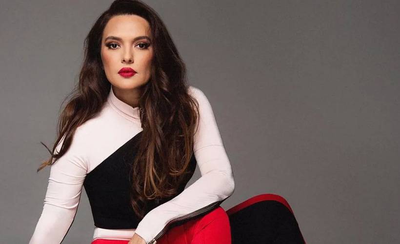 Demet Akalın: Kimse 'param yok' demesin, 2 milyon kişi tatilde