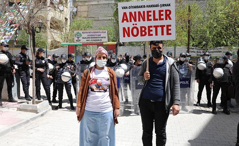 'HDP, PKK'dan evlatlarımızı istiyoruz'