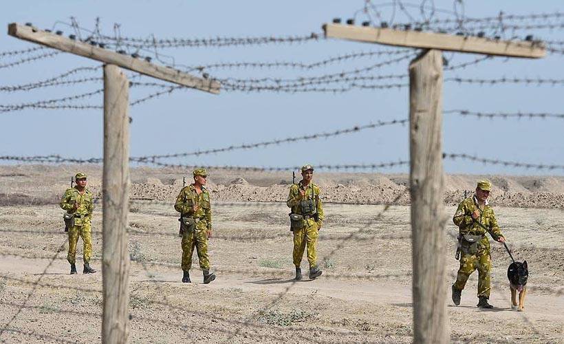 Kırgızistan-Tacikistan sınırında hareketlilik