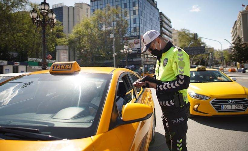 Çalışma izni belgelerine sıkı denetim