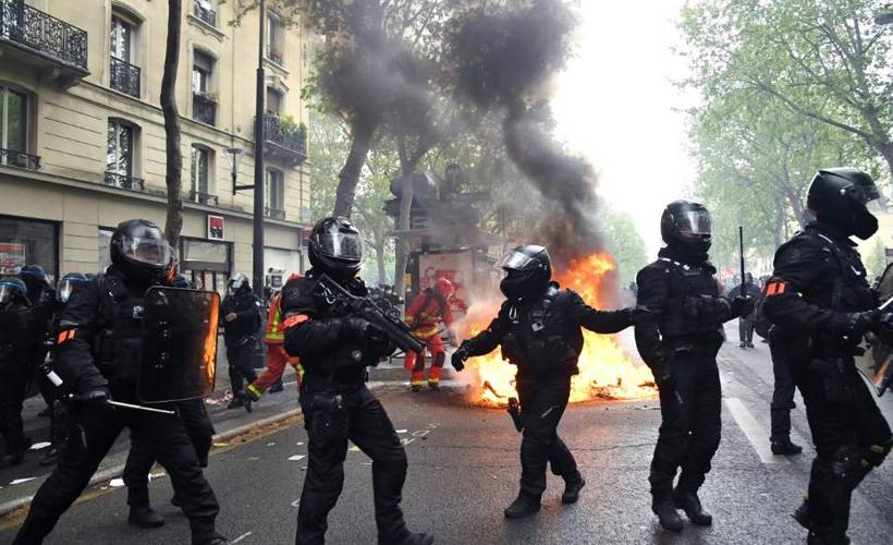 Fransa'da ''1 Mayıs'' bilançosu: 27 yaralı, 39 gözaltı