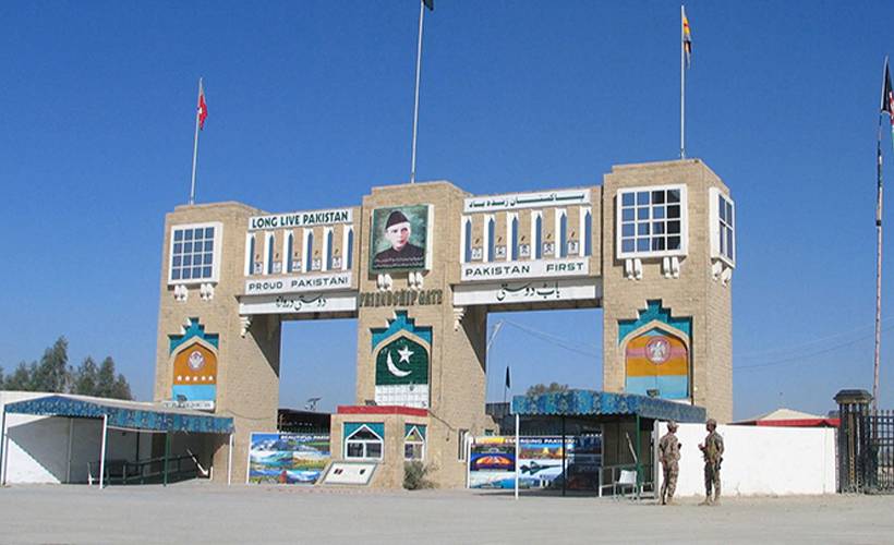 Pakistan, İran ve Afganistan sınırlarından ülkeye girişleri yasakladı