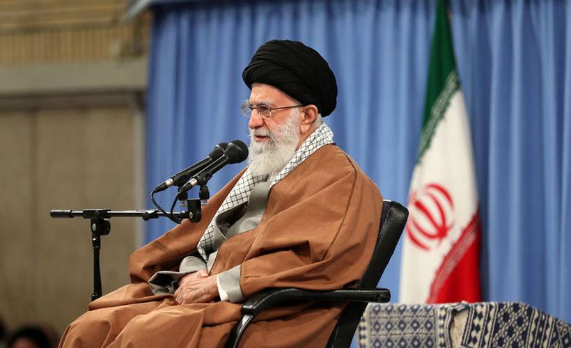 İran lideri Hamaney’den Zarif'e tepki: ABD'nin sözlerini tekrarlıyor