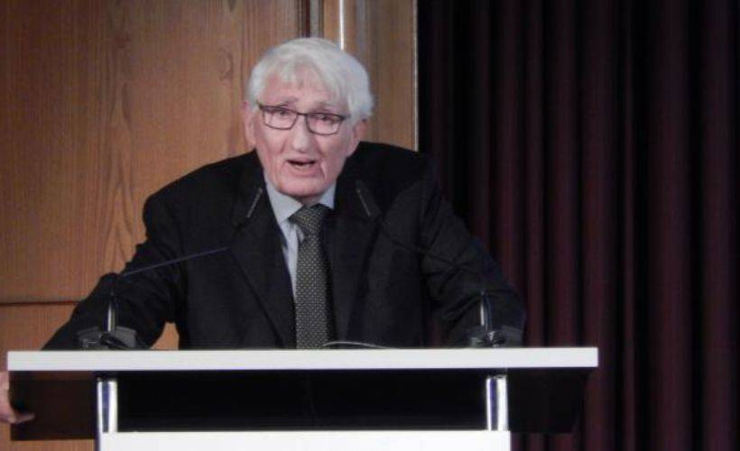 Alman filozof Habermas'tan BAE'nin ödülüne ret