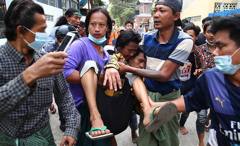 Myanmar cuntası kan dökmeye devam ediyor