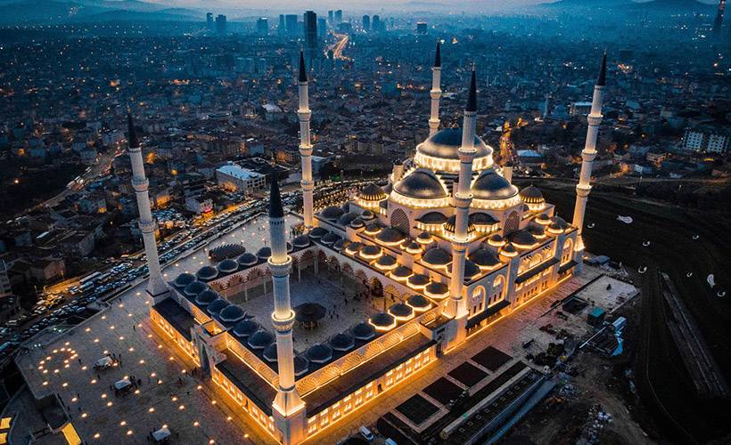 Büyük Çamlıca Camisi 2 yılda 12 milyon ziyaretçiyi ağırladı