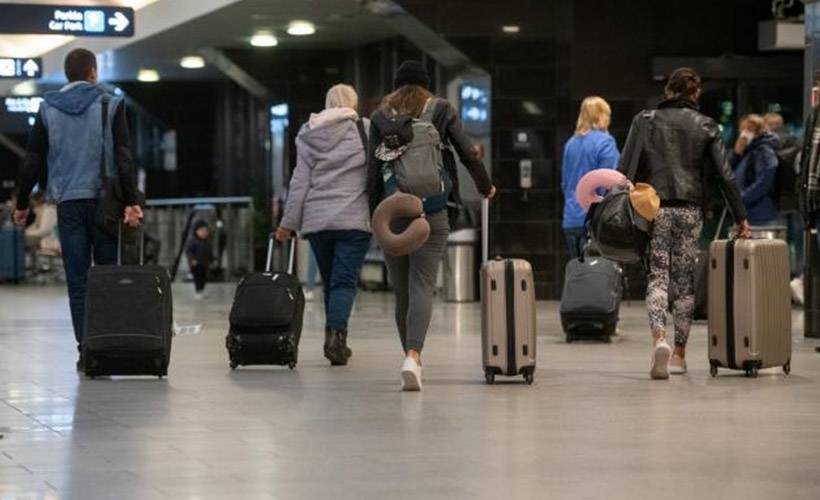 AB Komisyonu, seyahat kısıtlamalarının kaldırılmasını önerdi