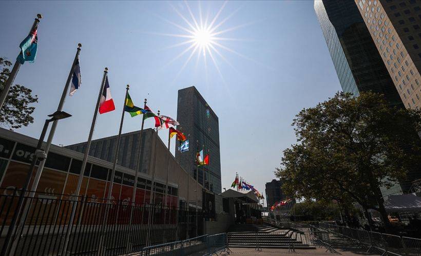 STK’lar Fransa'nın refakatsiz sığınmacılara kötü muamelesini BM'ye şikayet etti