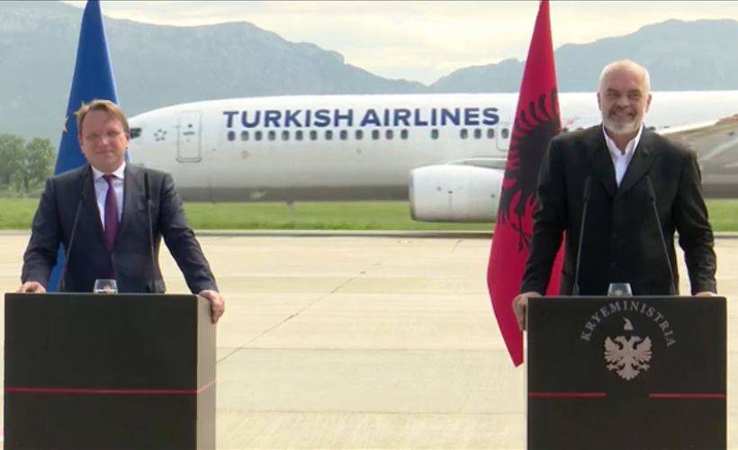 Basın toplantısında 'THY sürprizi'