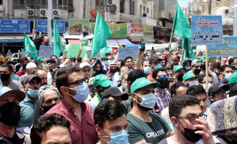 Ürdünlüler, İsrail'in Kudüs'teki Filistinlileri göçe zorlamasını protesto etti