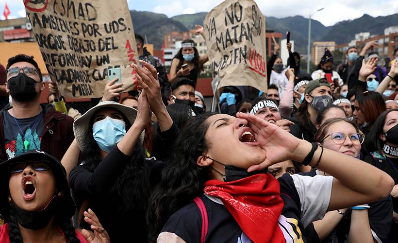 Kolombiya'da hükümet karşıtı protestolar sürüyor