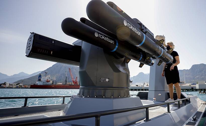 Türkiye'nin ilk silahlı insansız deniz aracı, füze atışlarına hazır