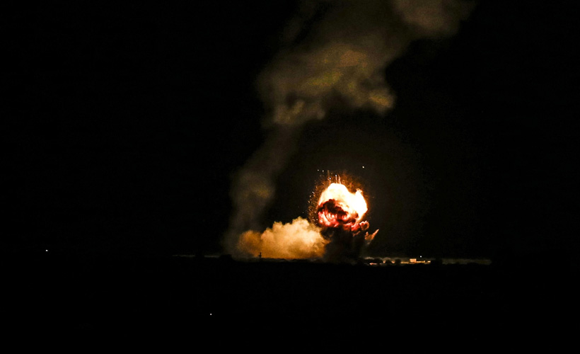 İsrail uçakları Gazze’yi bombaladı