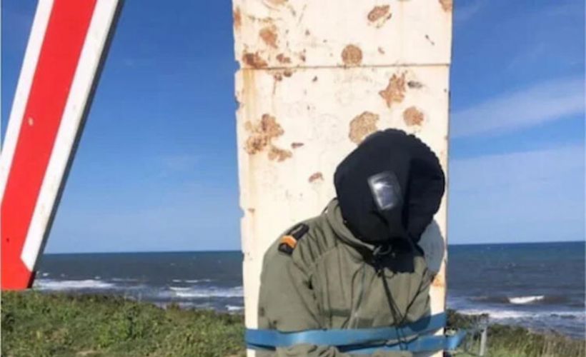 Reuters'in hedef tahtasına bağlı Fransız askeri fotoğrafı ortalığı karıştırdı