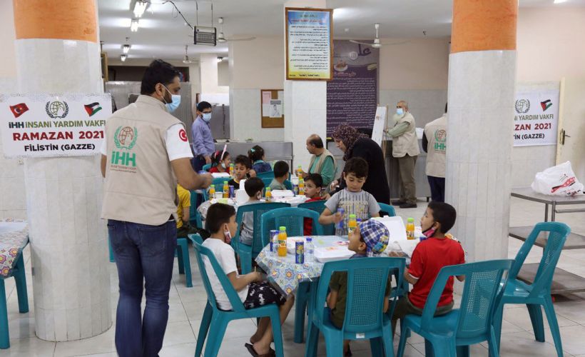 Türkiye’den 2 milyon 700 bin muhtaca Ramazan yardımı