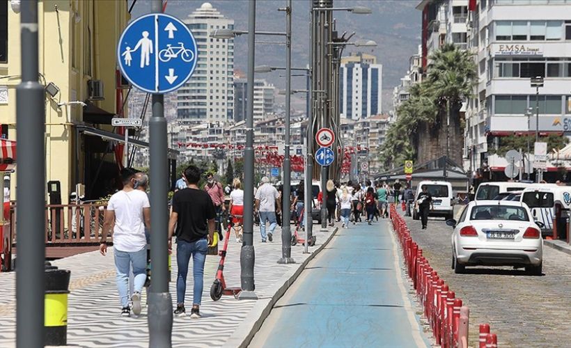 İzmir'in Menderes ilçesinde art arda depremler