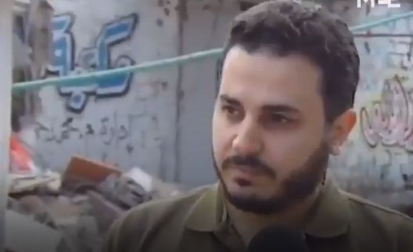 Gazze'nin en büyük kitapçısı Aslim'in hem dükkanı hem hayalleri yıkıldı