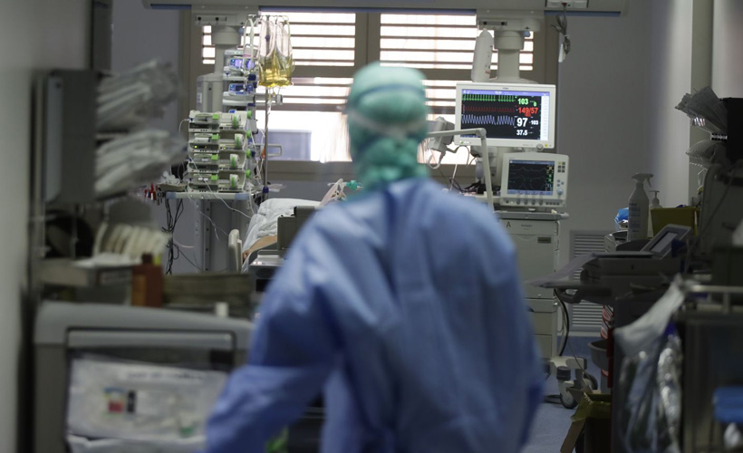 ABD'de koronavirüs ölümleri 590 bine dayandı