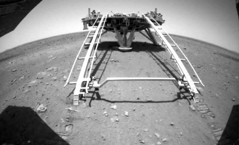 Çin'in uzay aracı Zhurong Mars'a indi
