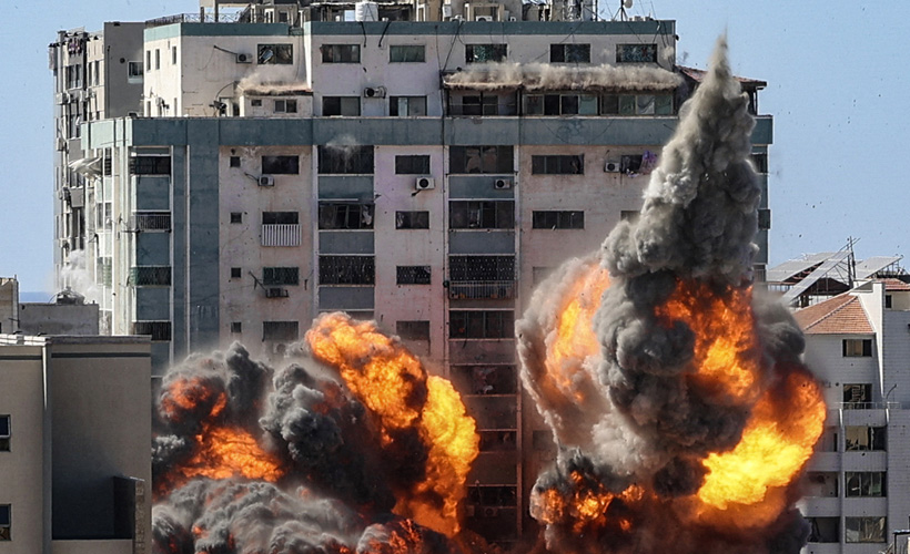 İsrail'in yıktığı 13 katlı binanın sahibi, UCM’ye suç duyurusunda bulundu