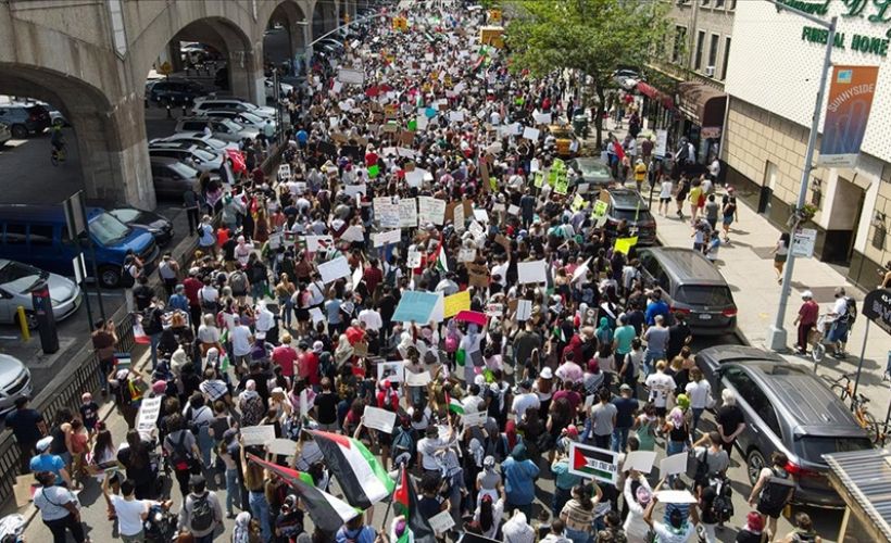 New York'ta binlerce kişi Filistin'e destek için yürüdü
