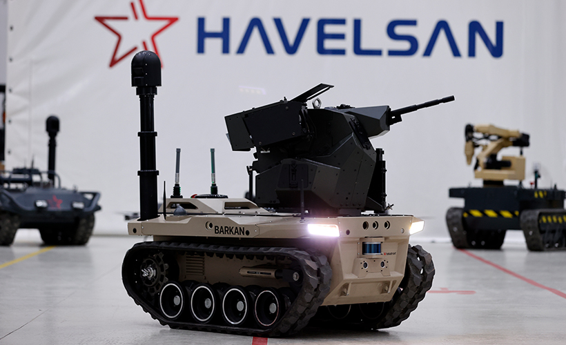Dijital birliğin robot askeri Barkan göreve hazırlanıyor