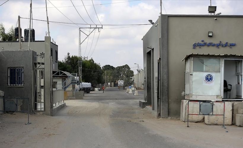 İsrail Gazze'ye açılan sınır kapılarını kapattı
