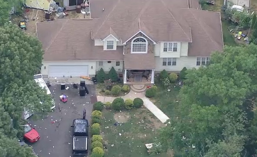 ABD'de ev partisine silahlı saldırı: Ölü ve yaralılar var