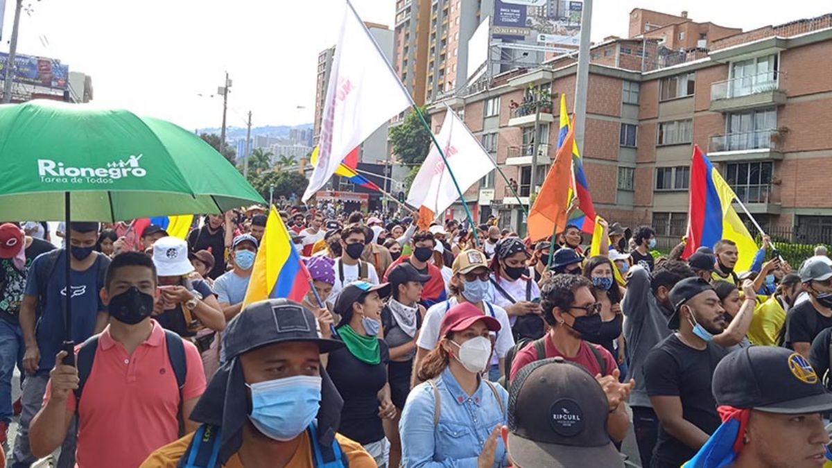 Kolombiya muhalefeti pes etmiyor