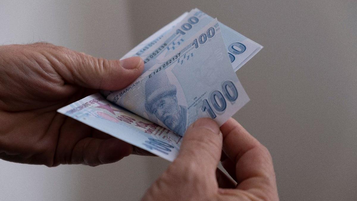 Malulen emekli olup çalışmak caiz mi? Emekliyken çalışmak haram mı?