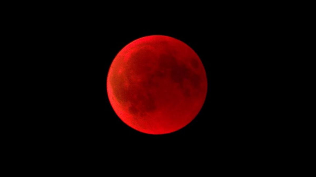 Dünya 'Süper Çiçek Kanlı Ay' tutulmasına tanıklık edecek