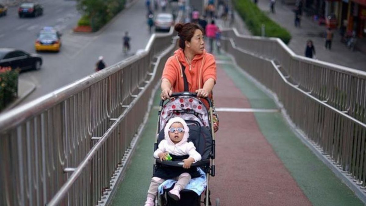 Çin'de anne olmak istemeyen kadınların sayısında büyük artış