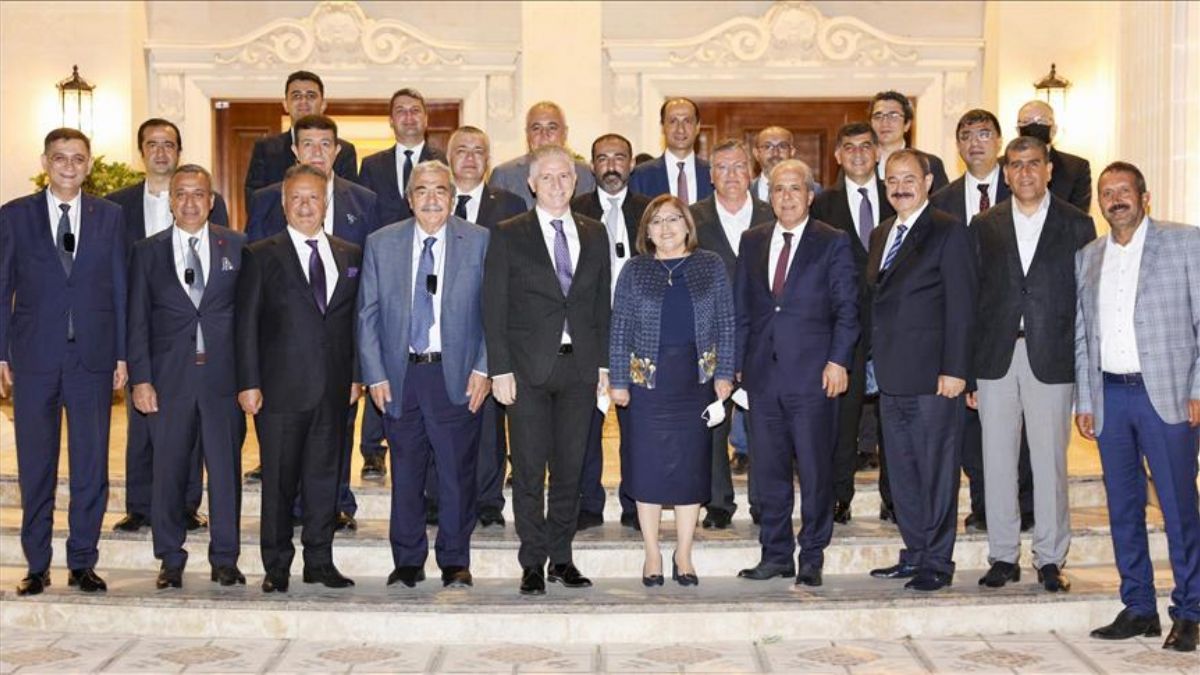 TİM Başkanı İsmail Gülle, SANKO Tekstil tesislerinde incelemelerde bulundu