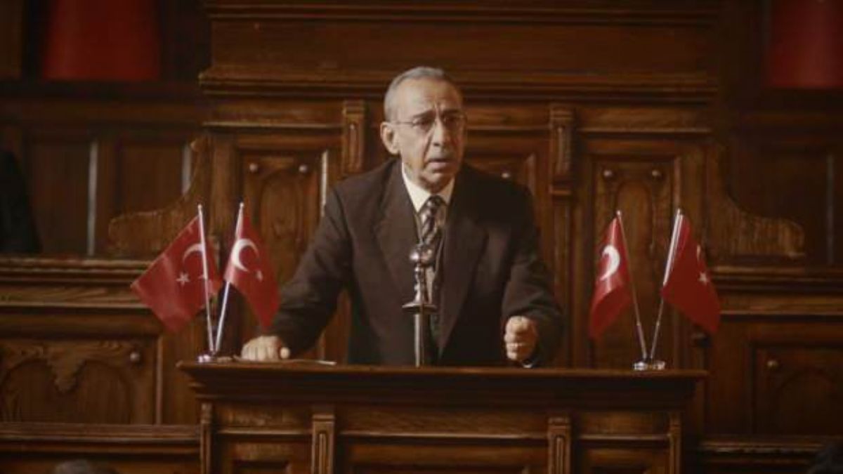 TRT’den 1960 Darbesine Özel Belgesel: “Darbelerin Pusulası: 27 Mayıs”