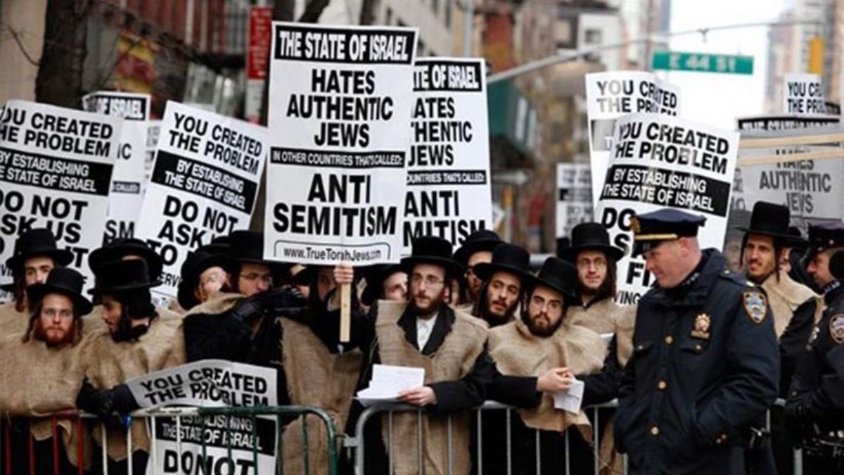 New York'taki Ortodoks Yahudileri İsrail'i protesto etti