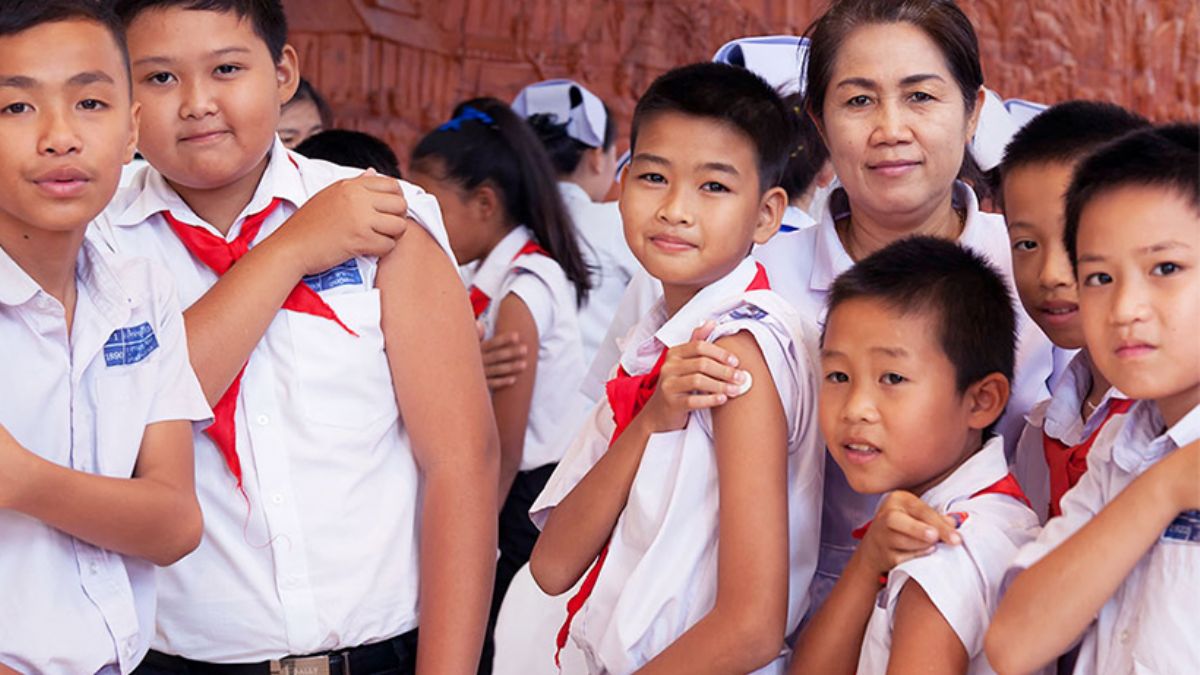 Japonya'da 12 yaş ve üstü herkes aşılanacak