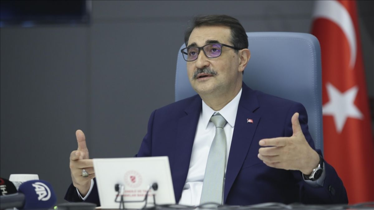 Bakan Dönmez yeni petrol keşiflerini anlattı