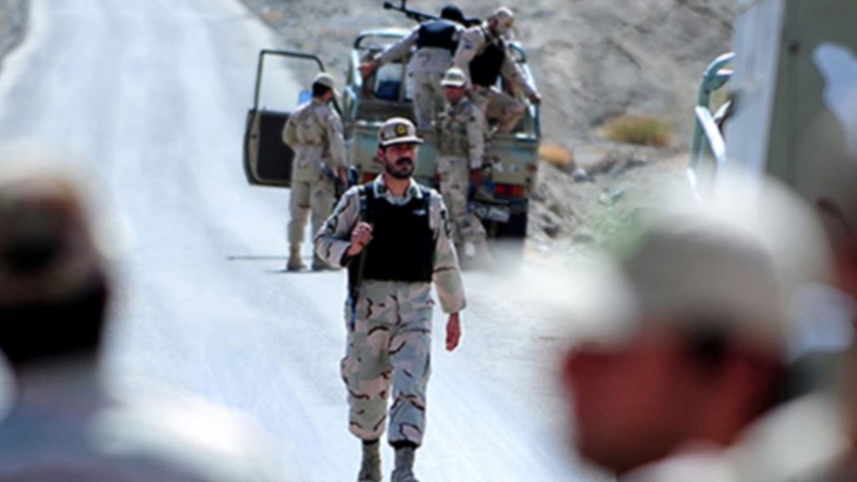 İran'da PKK/PJAK mensupları arasında çatışma