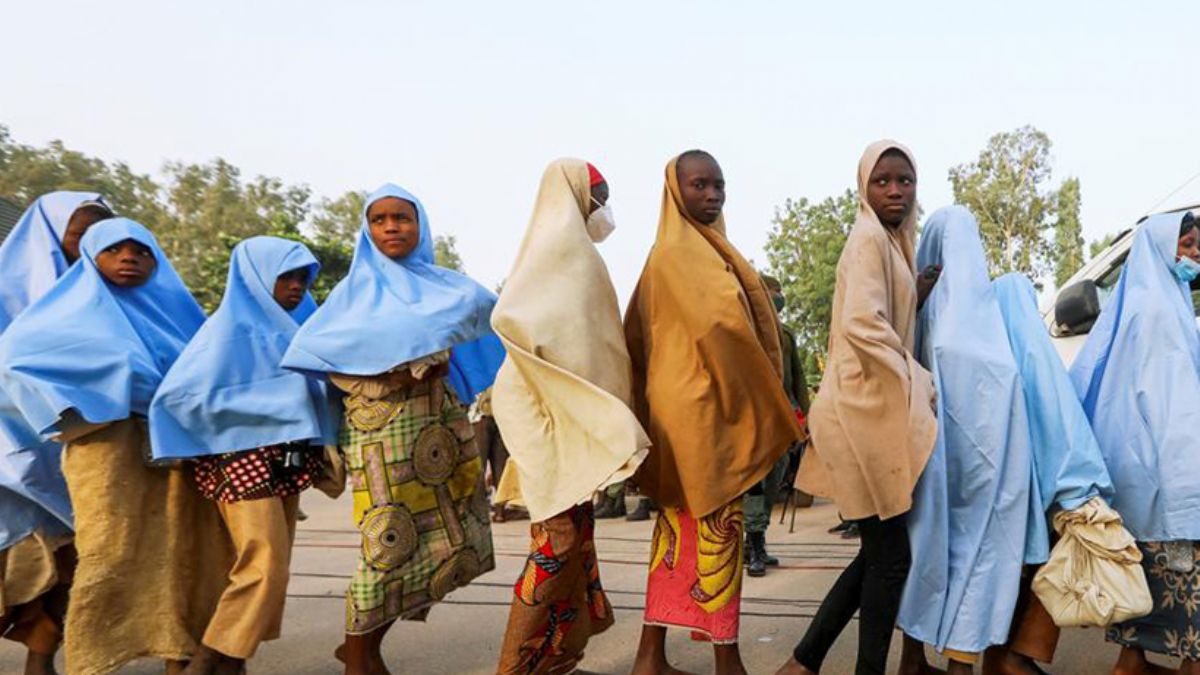 Nijerya'da 100'den fazla öğrenci kaçırıldı