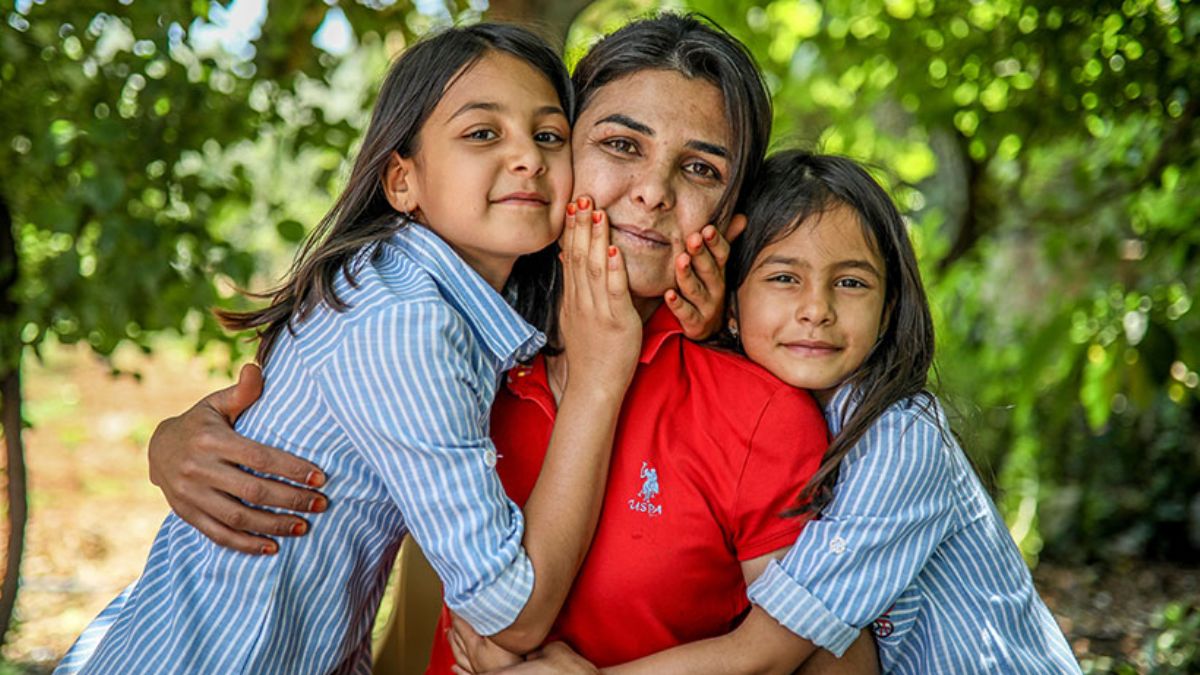 Melek İpek, zor günleri geride bıraktı
