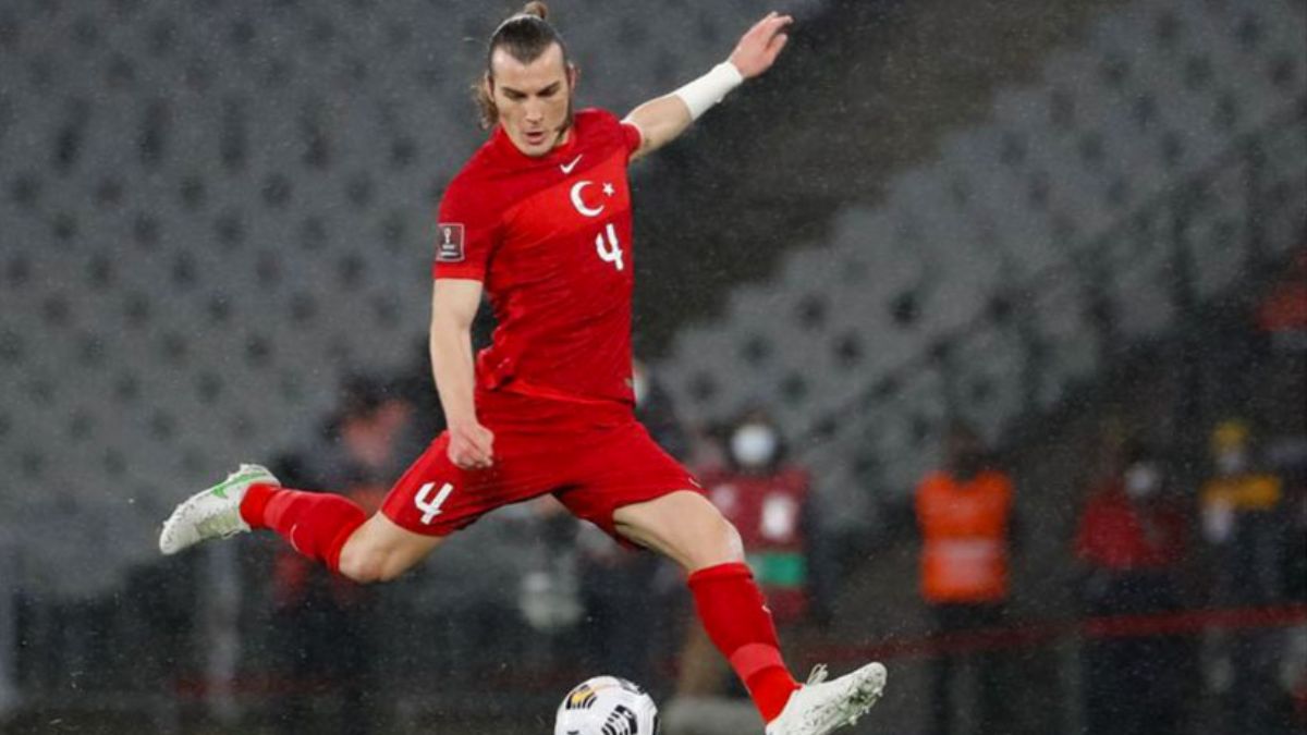 The Guardian: Türk futbolunu dönüştüren oyuncu Çağlar