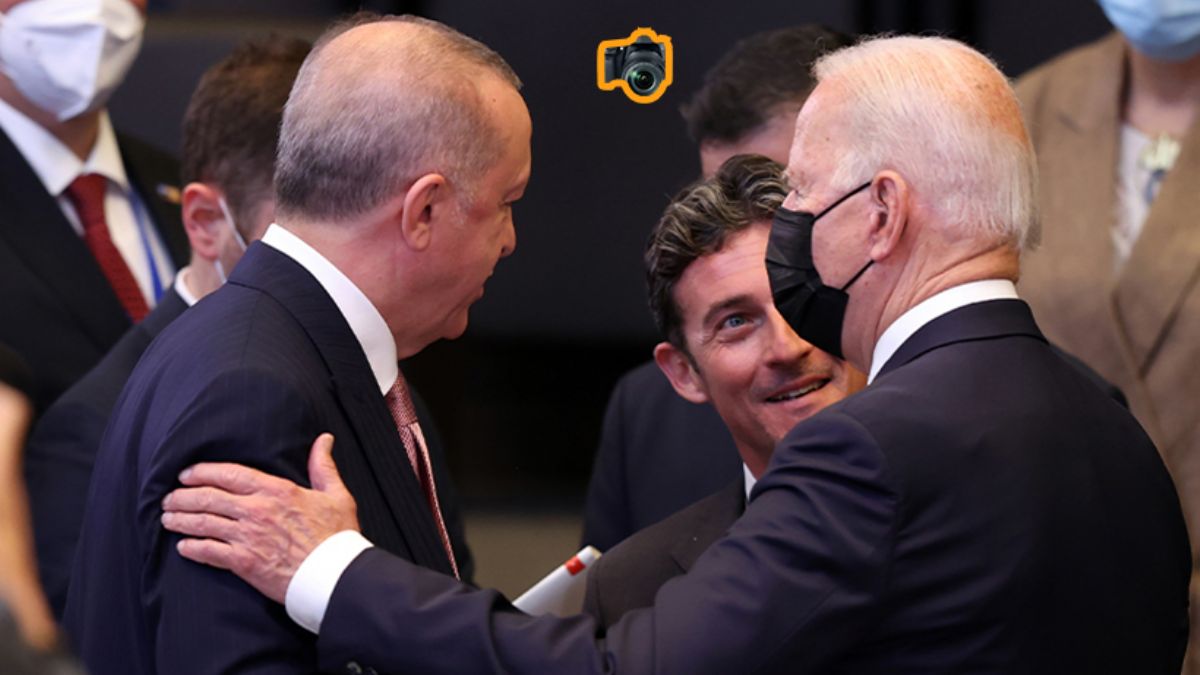 Zirve'de Erdoğan-Biden sohbetinden kareler...