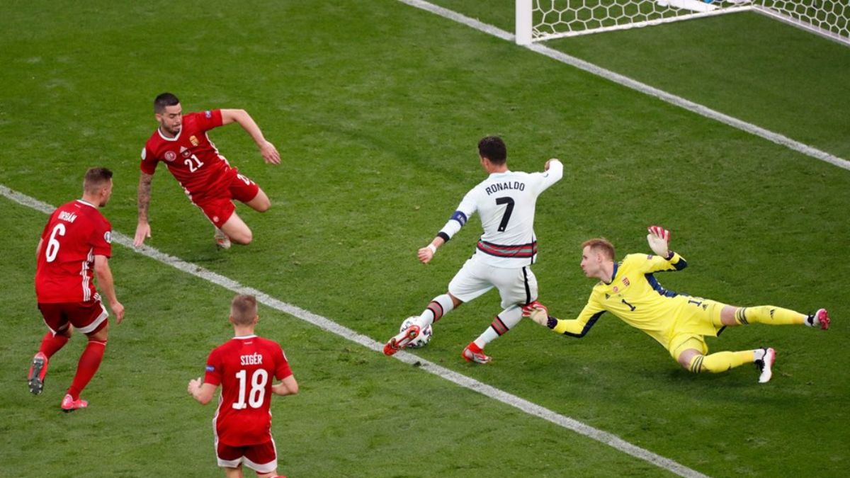 Ronaldo'dan çifte rekor!