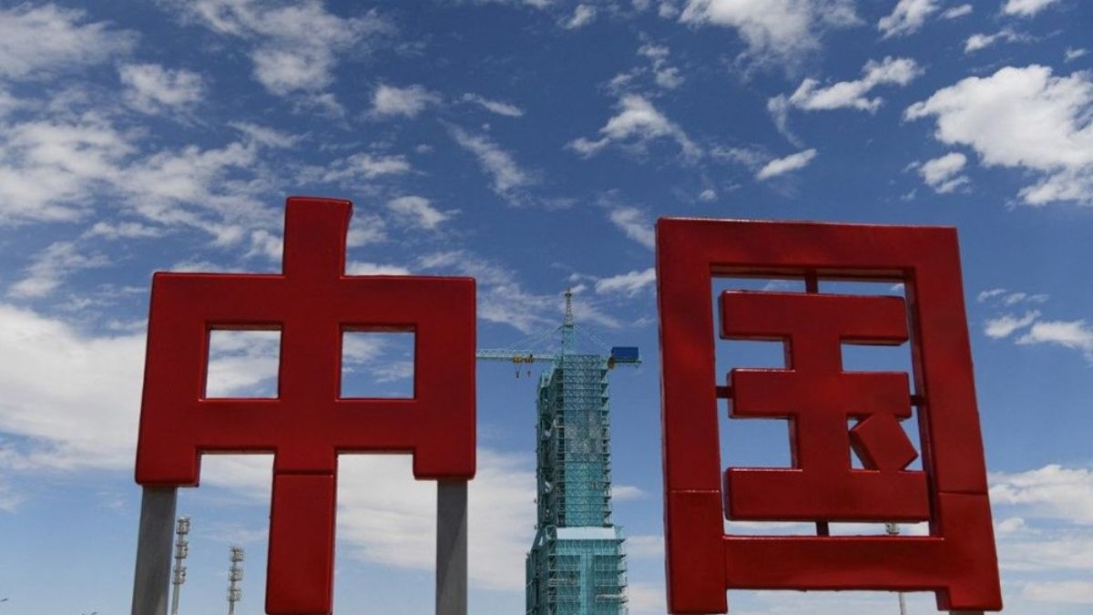 Çin, uzay istasyonuna göndereceği taykonot ekibini tanıttı