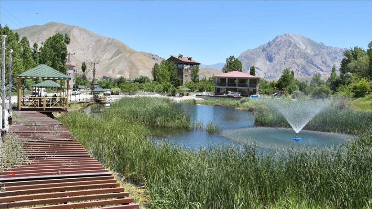 Yatırım ve tasarrufla değişen Hakkari