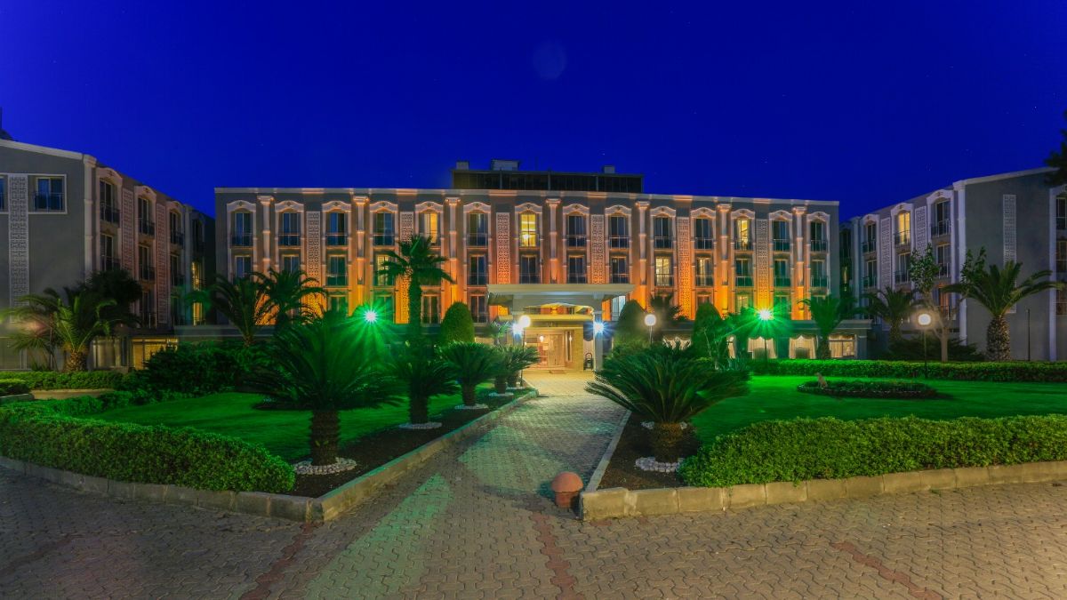 Hedef Beyt Hotel nerede? Hedef Beyt Hotel Resort & Spa fırsatları neler?